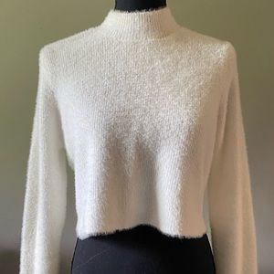 Long sleeve fuzzy Kendall and Kylie sweater. Size medium